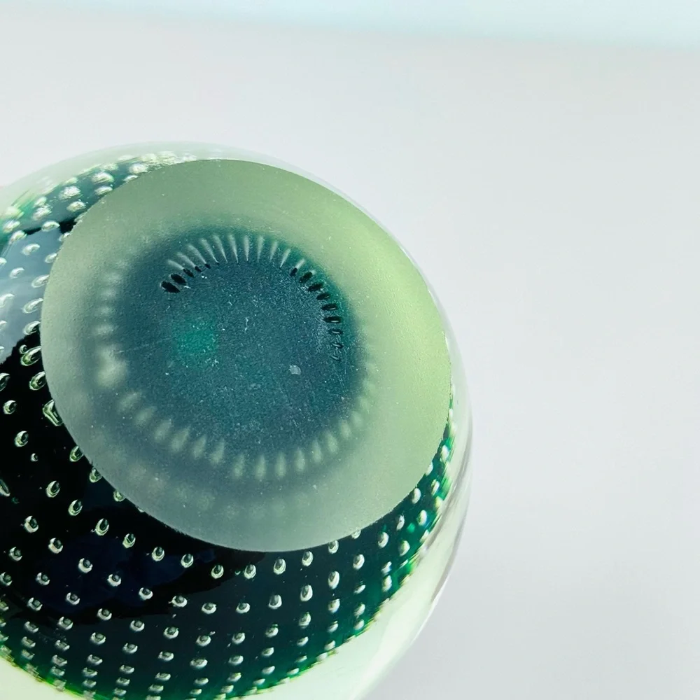 VTG Handblown Blown Glass Bubble Green Orb Paperweight - Picture 8 of 11